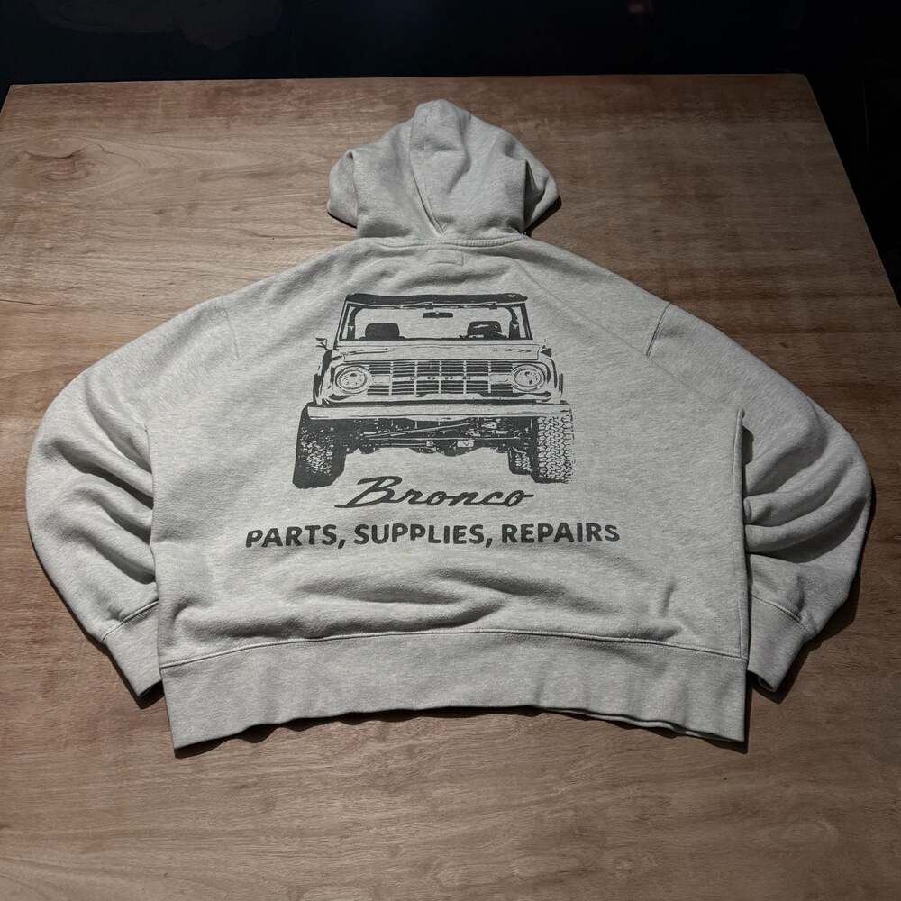 American Eagle Bronco Graphic Hoodie Gray Oversized Boxy Fit Medium